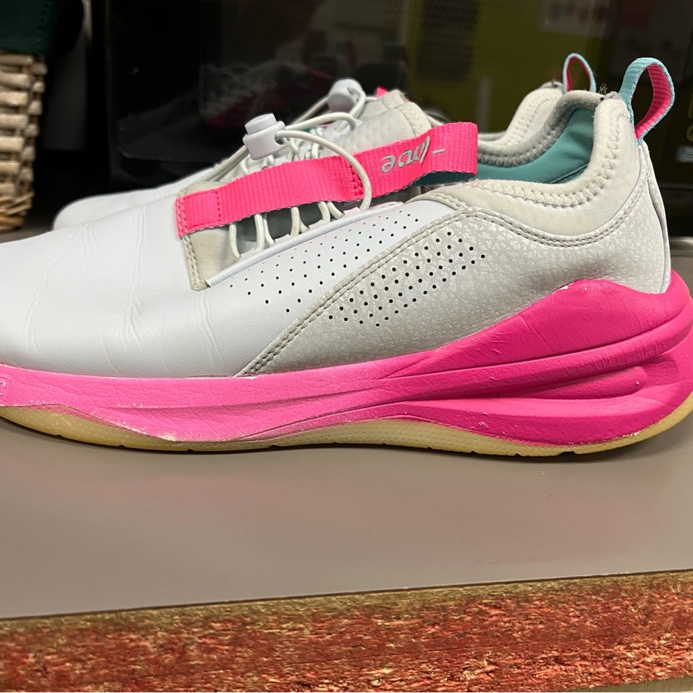 CLOVE Limited Edition Electron Rose Classic Healthcare Shoes FLUID RESISTANT